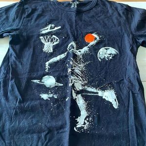 Childrens place tshirt